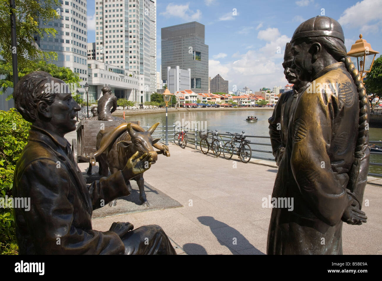 River Merchants, bronze, on river bank, Boat Quay Conservation