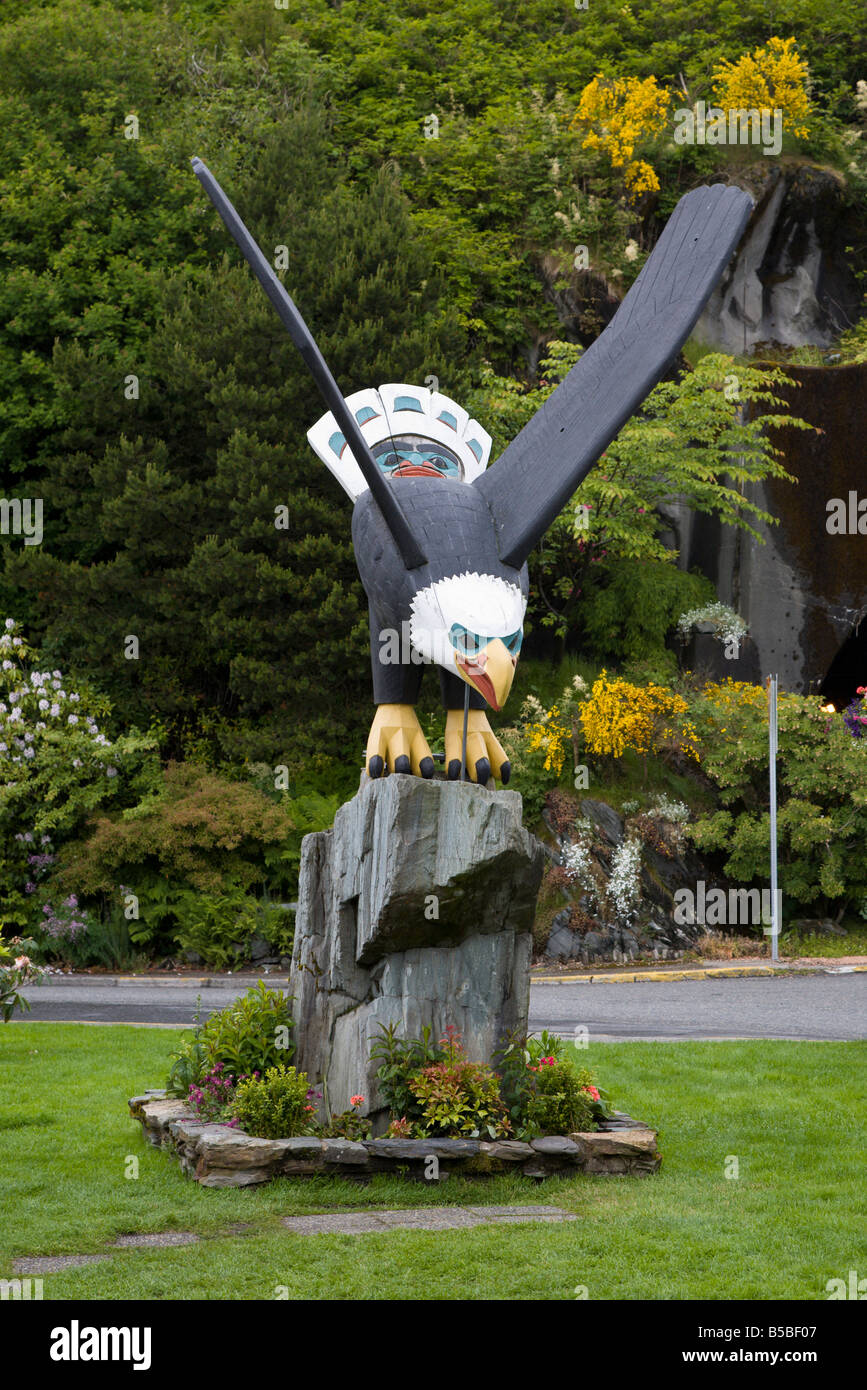 Carving of eagle Thundering Wings by Nathan Jackson located in downtown Ketchikan, Alaska Stock Photo