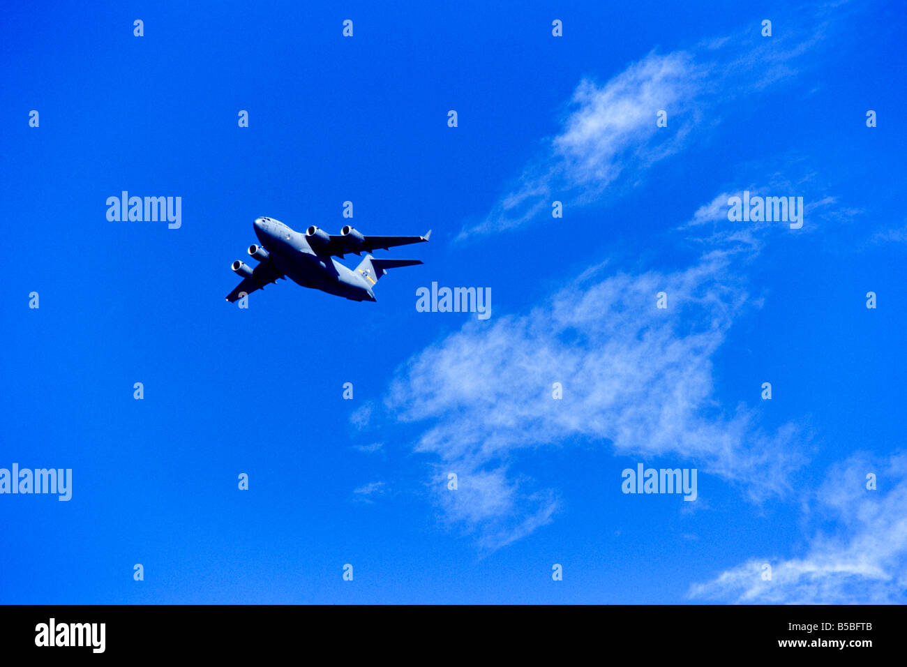 US Air Force C-17 cargo plane, in flight Stock Photo