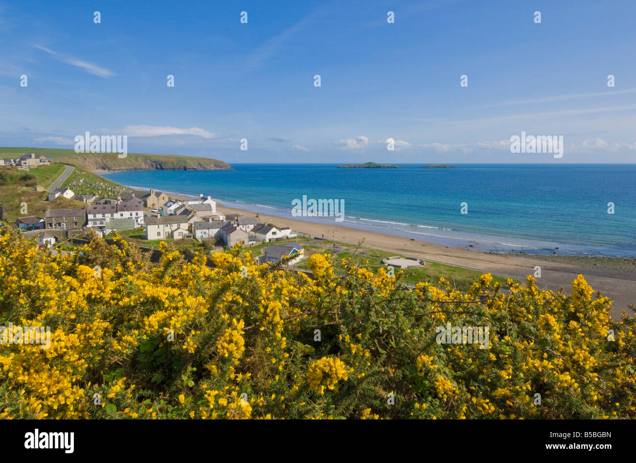 Village of Aberdaron with St. Hywyn's church and graveyard, Aberdaron Bay, Llyn Peninsula, Gwynedd, North Wales, Wales, , Europe Stock Photo