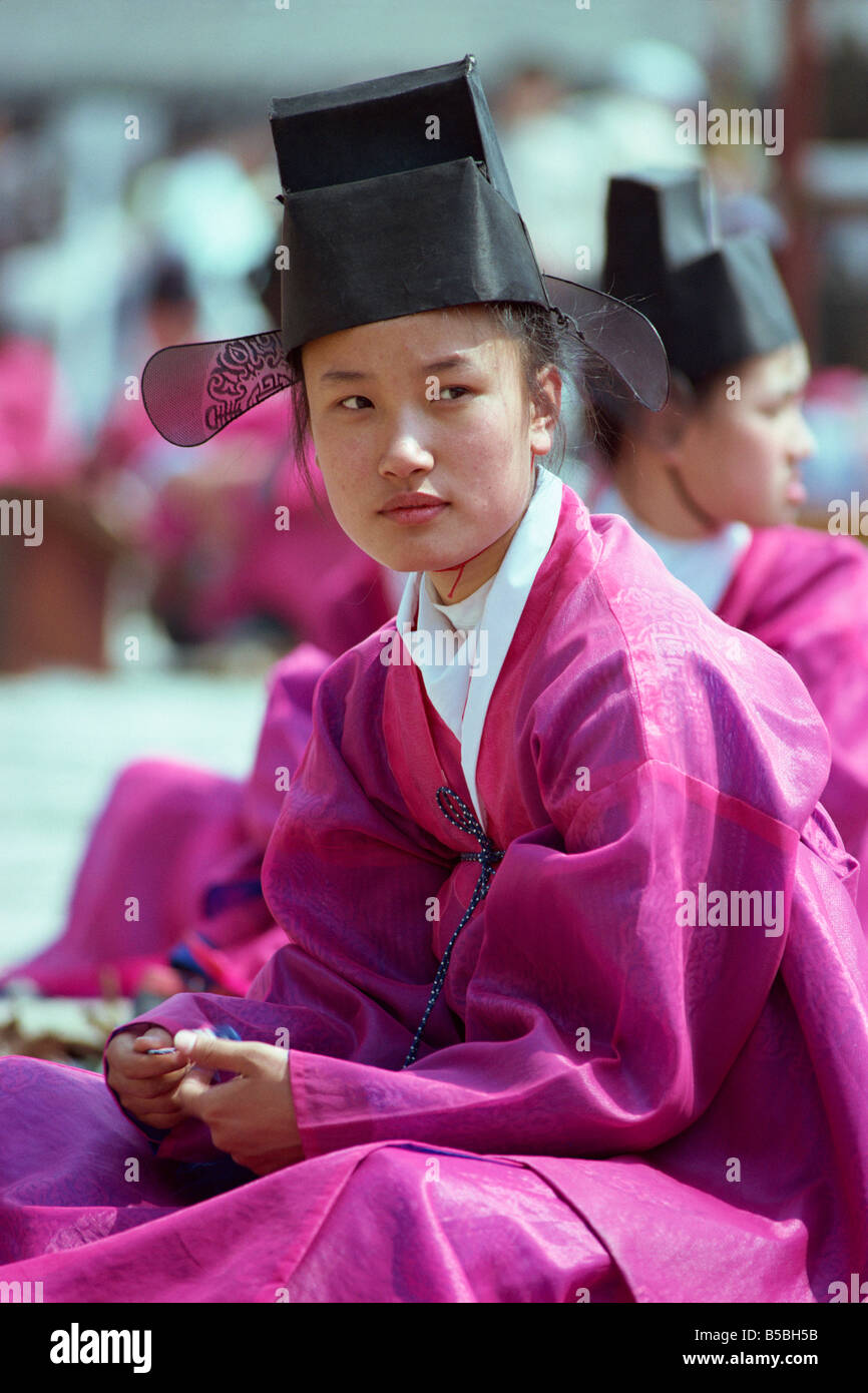 Portrait of person in traditional dress during the Confucian Ceremony at the Chong Hyo Royal Shrine in Seoul South Korea Asia A Stock Photo