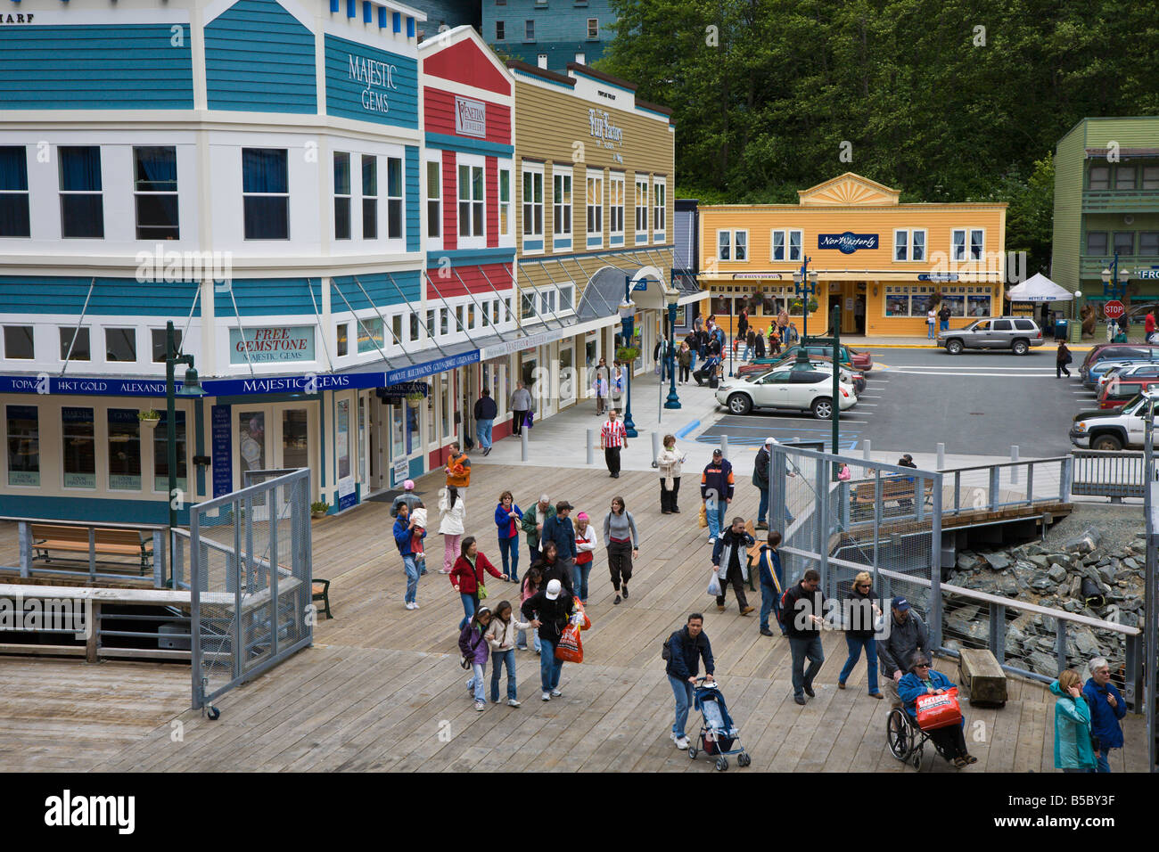 Cruise passengers return to ship from excursions and downtown shopping in Juneau Alaska Stock Photo