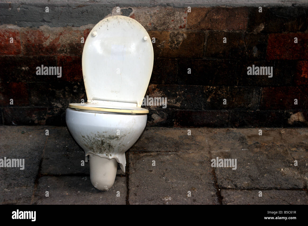 Street toilet hires stock photography and images Alamy