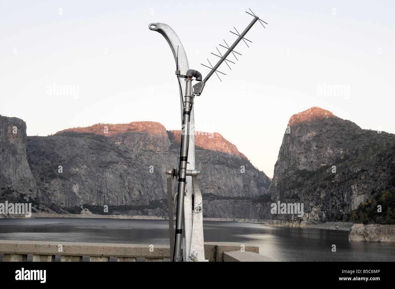 a remote antenna near a reservoir,yosemite, california, usa Stock Photo