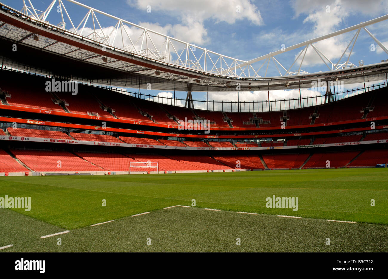 Arsenal Emirates Stadium London football pitch Stock Photo