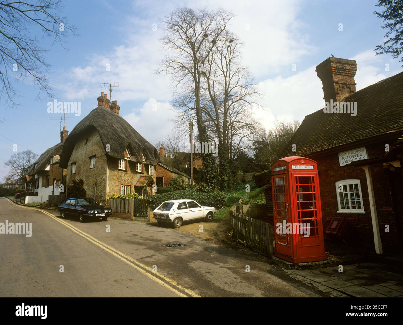 UK England Oxfordshire Clifton Hampden village Stock Photo