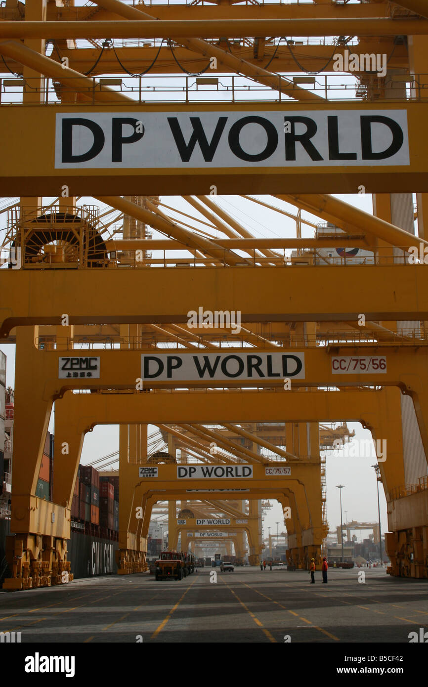 DP World Dubai Ports World Container Port UAE Teus Stock Photo - Alamy