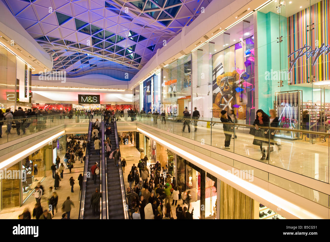 Westfield london hi-res stock photography and images - Alamy