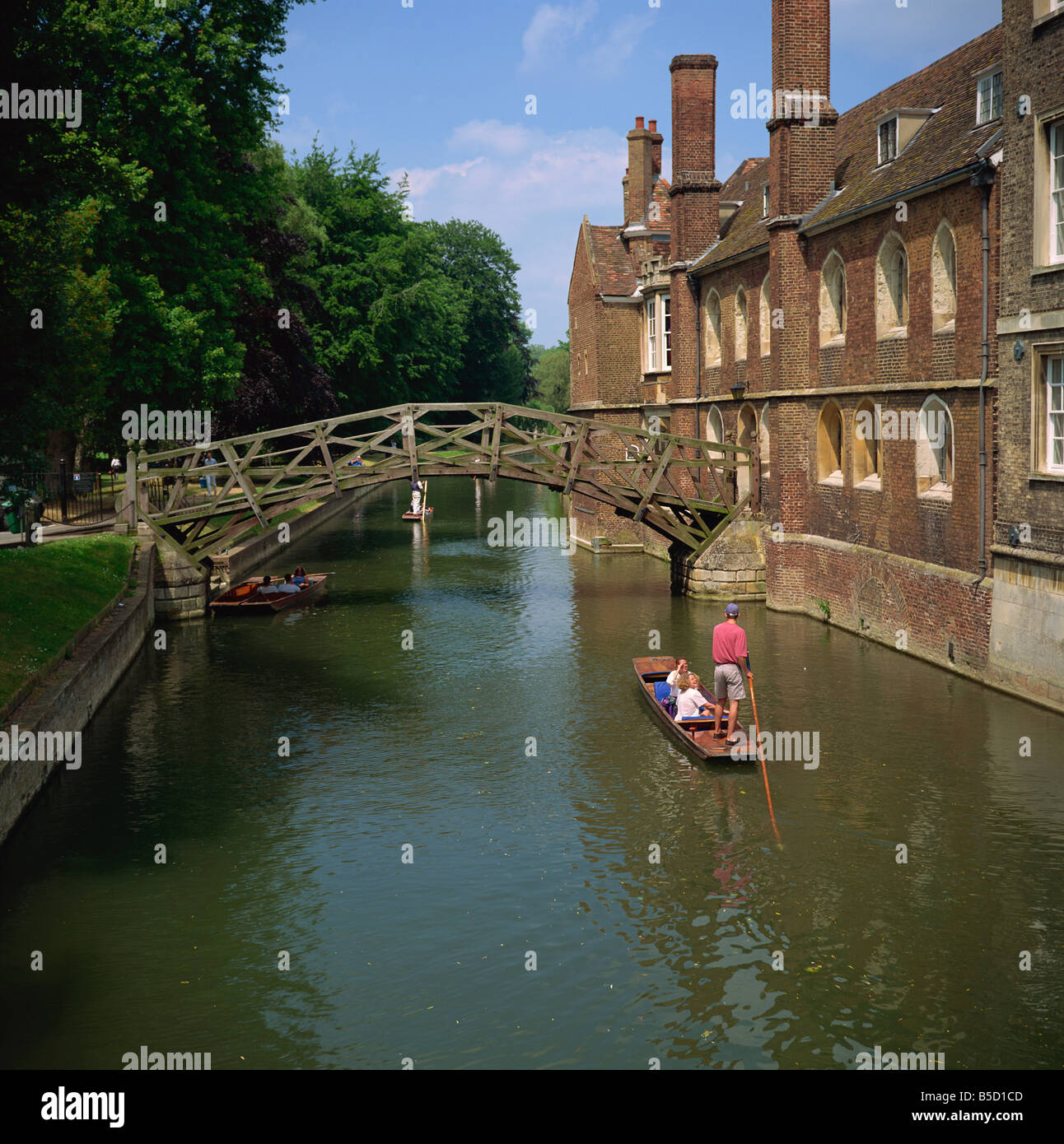 Queens College and Mathematical bridge, Cambridge, Cambridgeshire, England, Europe Stock Photo