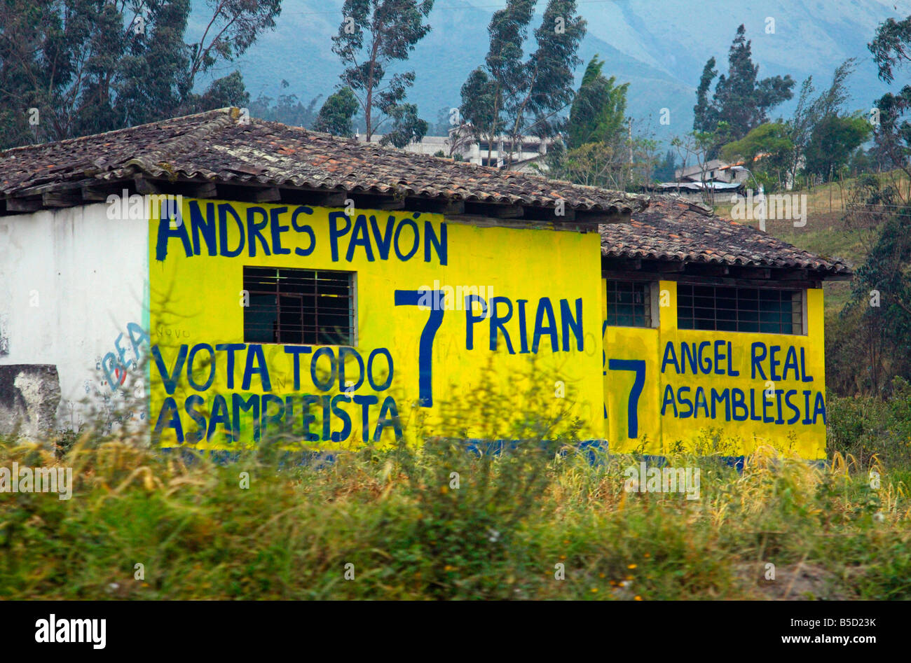 Political graffiti, Panamerican Highway, Ecuador Stock Photo