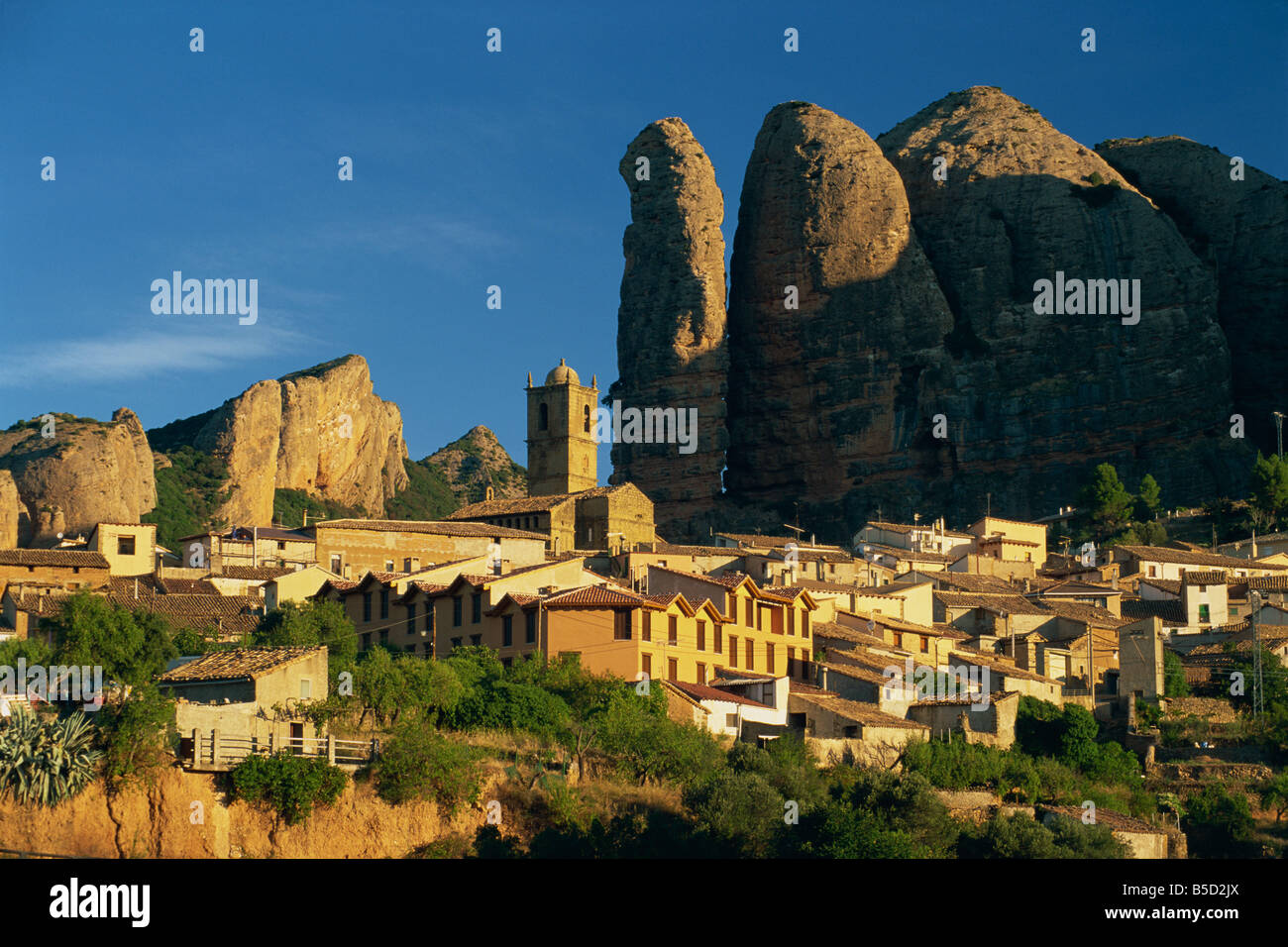 Mallos de aguero spain hi-res stock photography and images - Alamy