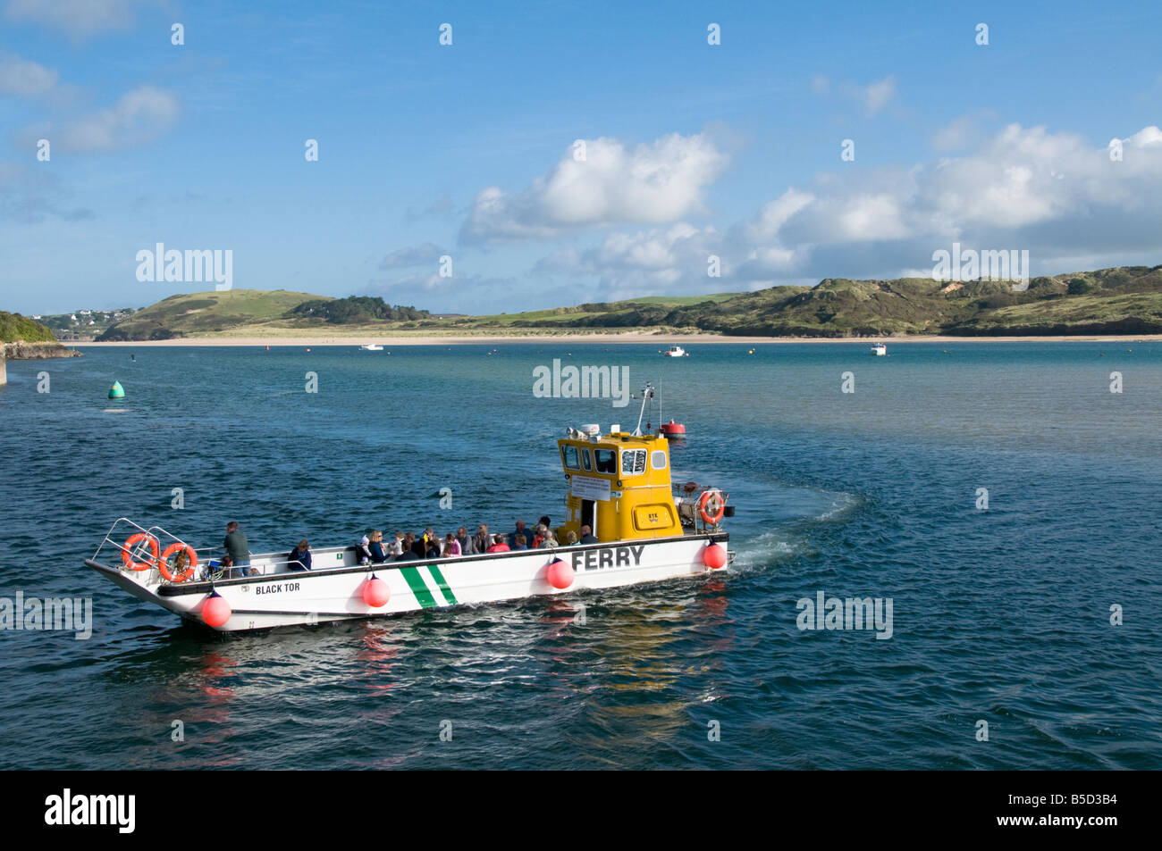Ferry at Padstow Harbour, Cornwall, England Stock Photo Alamy