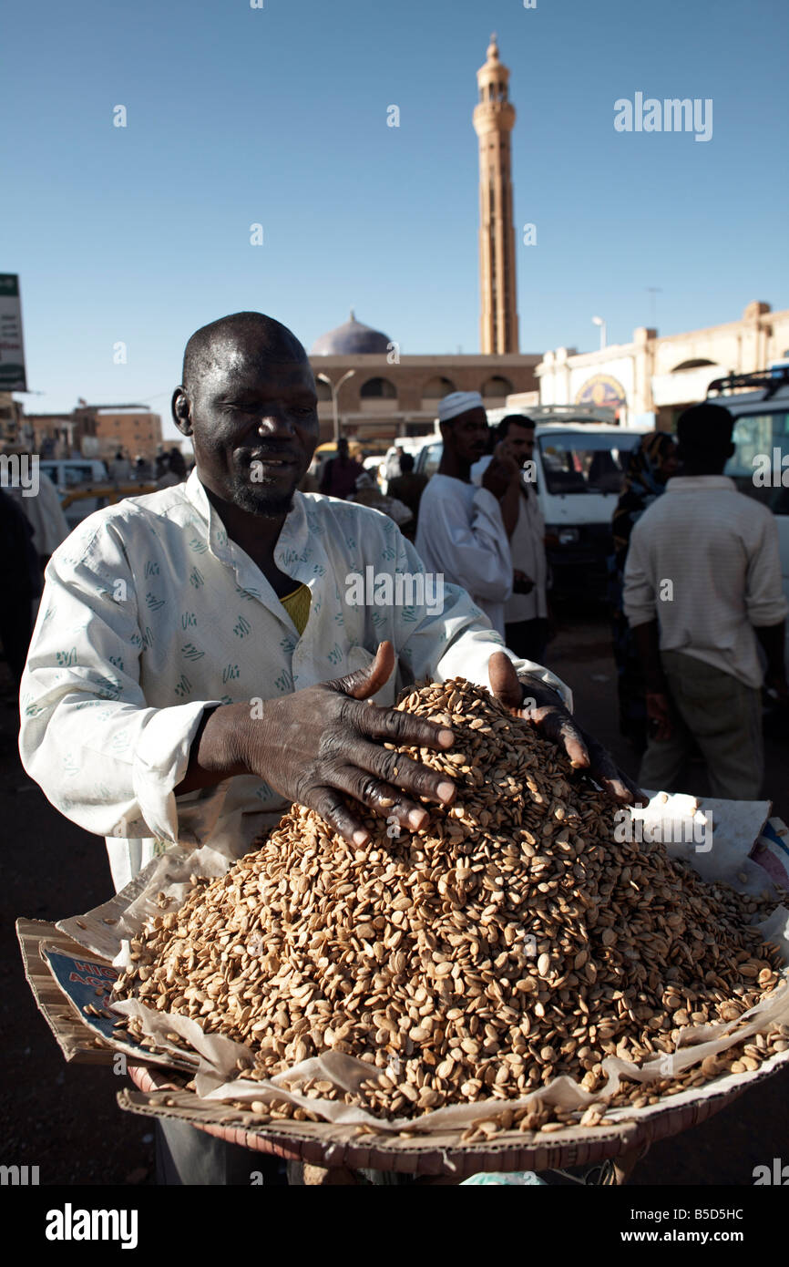Selling nuts at Omdurman Souq, Khartoum, Sudan, Africa Stock Photo