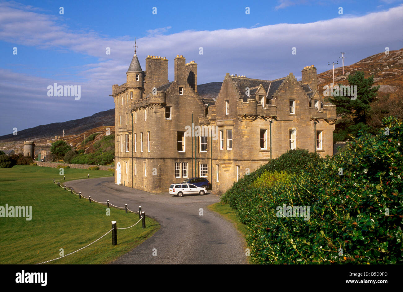 Scottish baronial style hires stock photography and images Alamy