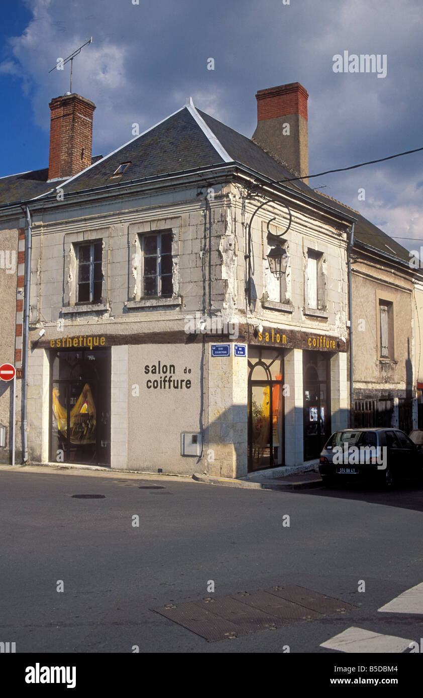 Salon Coiffure, Corner Of Quai Soubeyran and Rue De Sion, Selles sur Cher,  Loir et Cher, France Stock Photo - Alamy