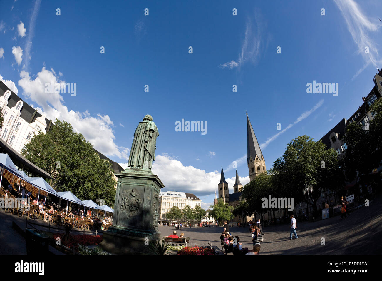 Germany, Bonn, Beethoven Statue at Munsterplatz Stock Photo