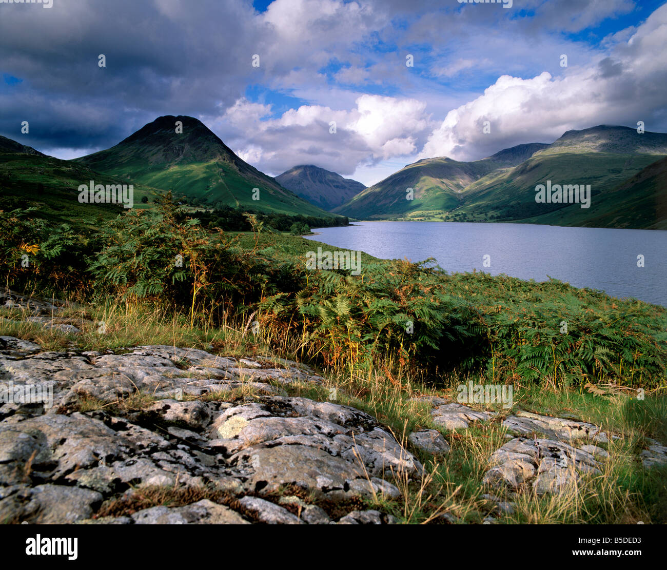Wast Water and Yewbarrow, 627m, Lake District National Park, Cumbria, England, Europe Stock Photo