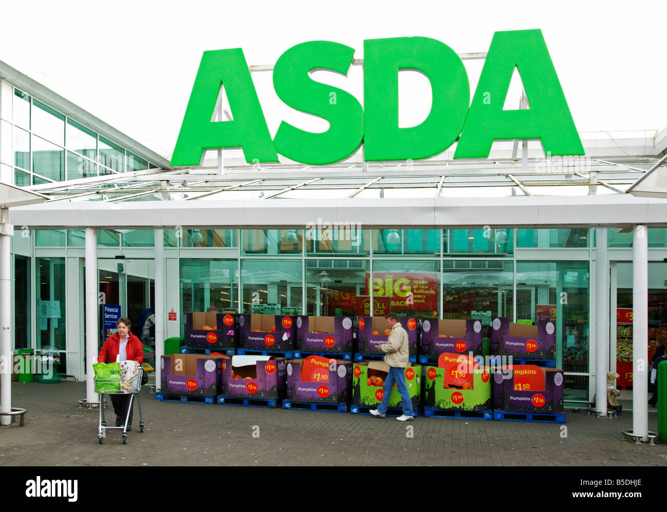 Asda british supermarket hires stock photography and images Alamy