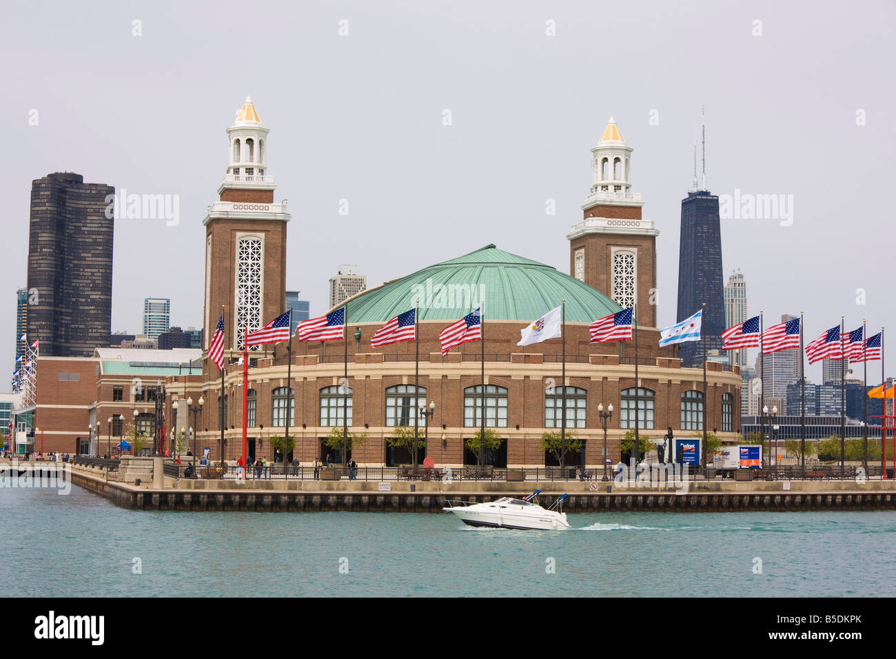 Navy Pier from Lake Michigan, Chicago, Illinois, USA, North America