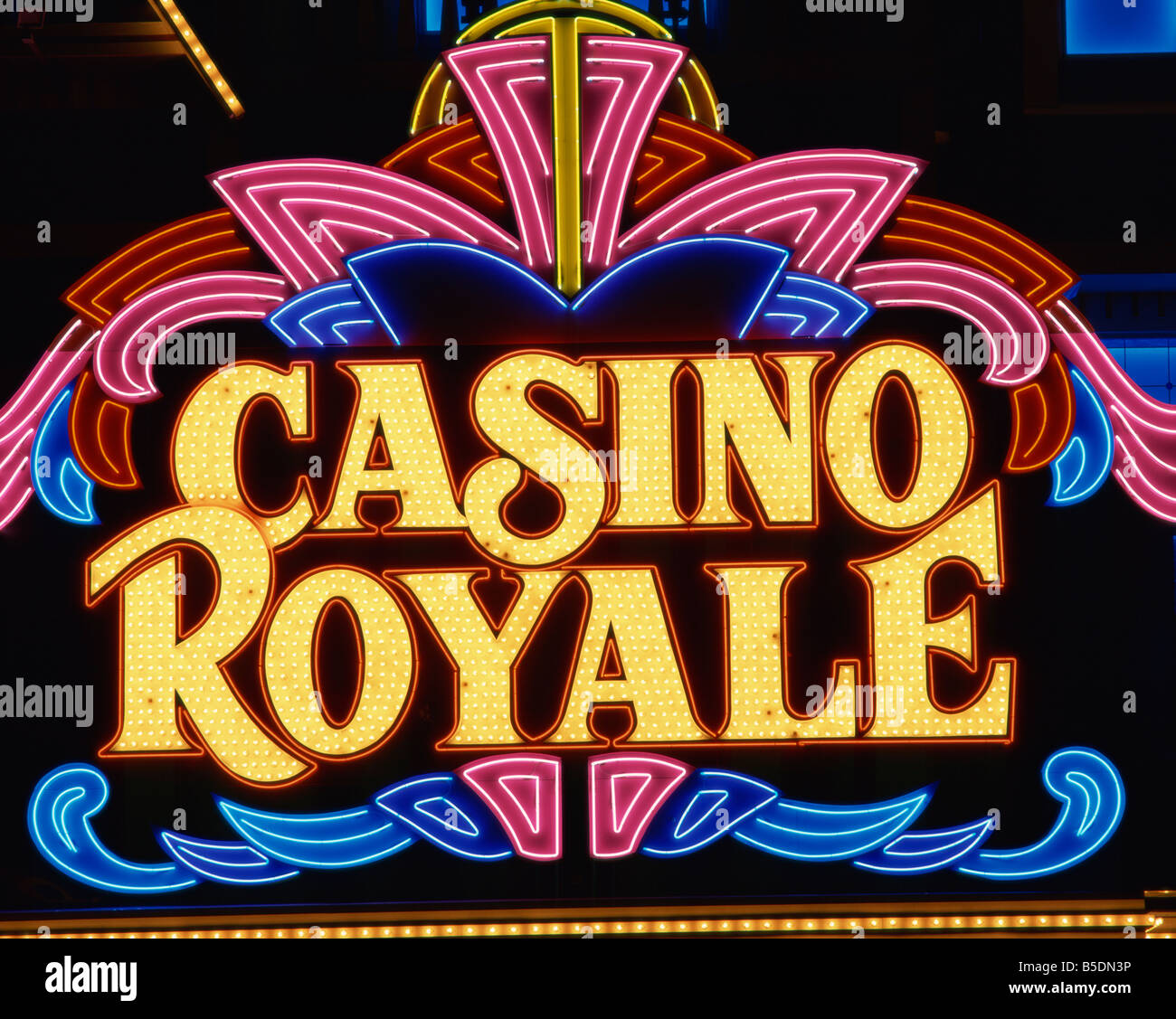 Neon signs casino hi-res stock photography and images - Alamy