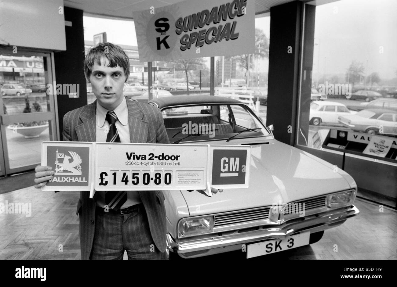 Cars Sales Black And White Stock Photos Images Alamy