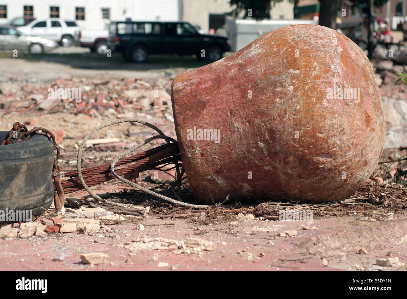 Wrecking ball demolition hires stock photography and images Alamy