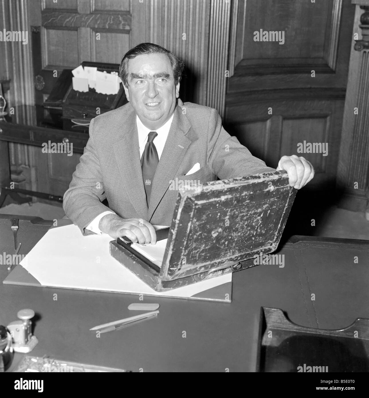 Chancellor Dennis Healey with (Dispatch) Budget Box. March 1976 Stock Photo