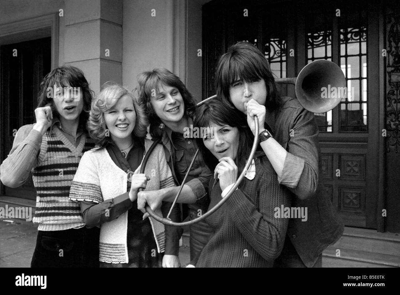 The New Seekers Hi res Stock Photography And Images Alamy The new seekers hi res stock photography and images alamy
