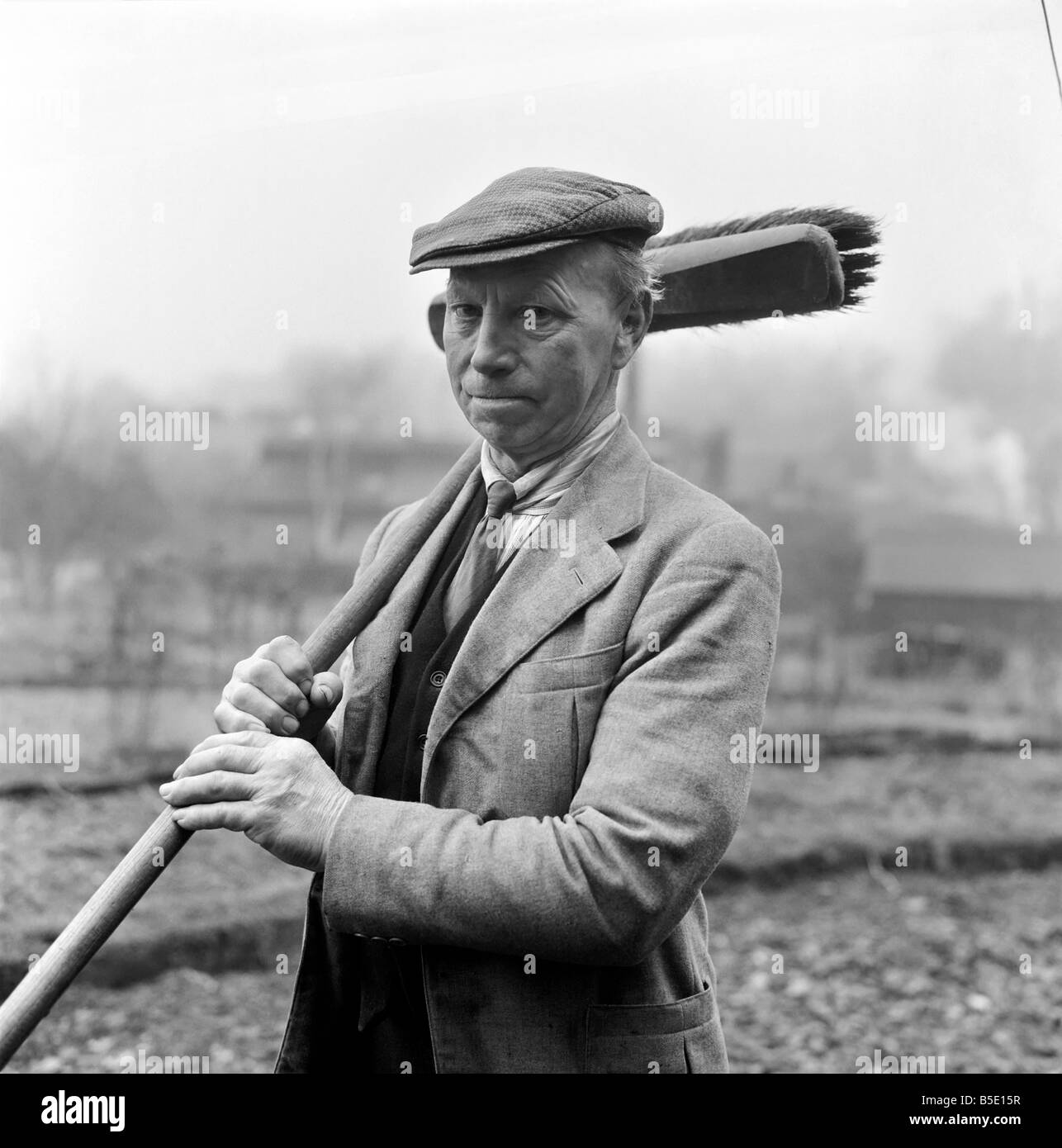 Road Sweeper Mr. Eddie Bowen (65) Dursley, Glos. March 1969 Z2577-002 ...