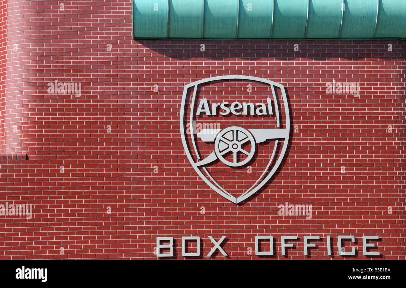 Highbury stadium hi-res stock photography and images - Alamy