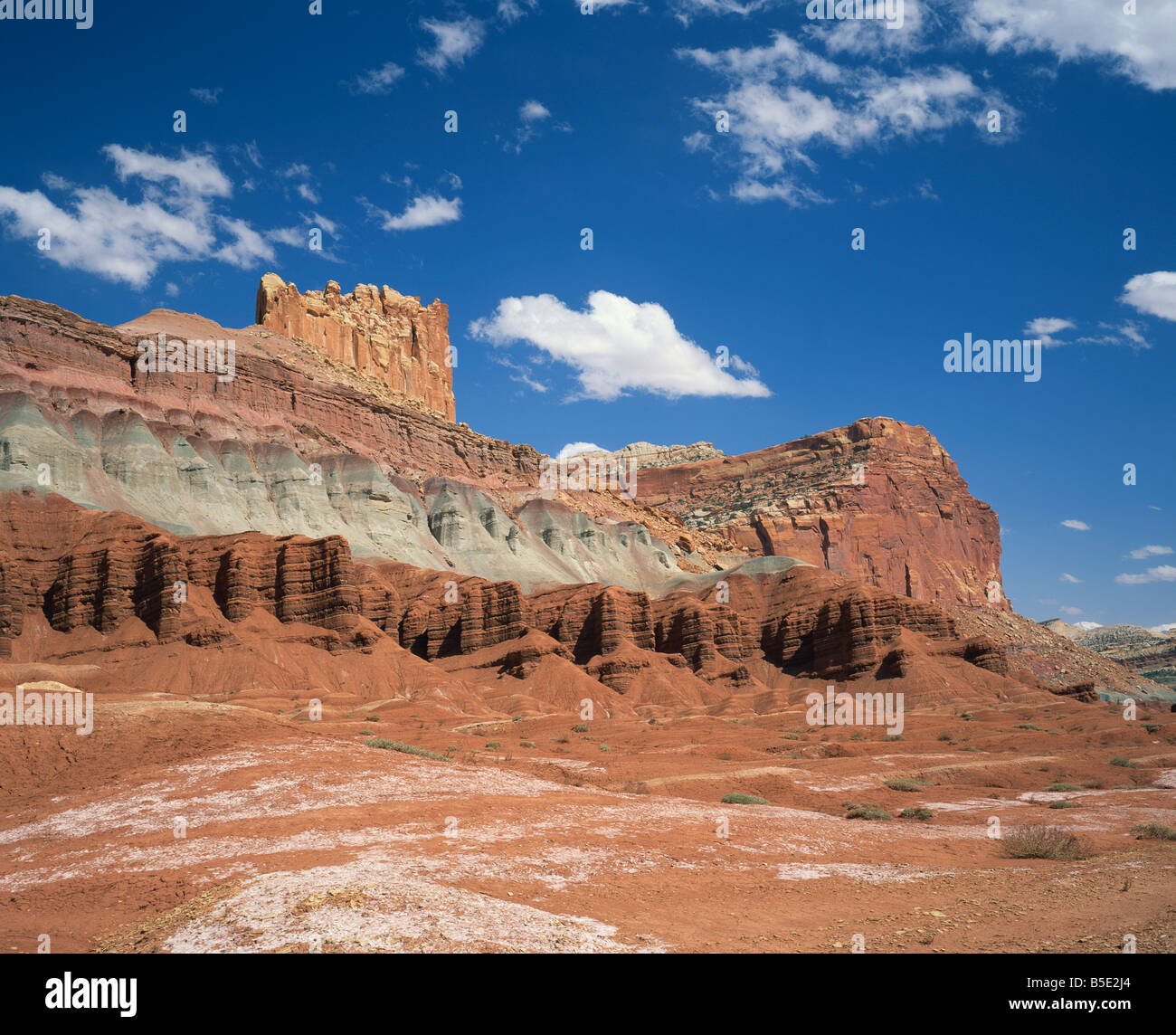 Coloured rock formations and cliffs in the Capital Reef National Park in Utah USA R Rainford Stock Photo