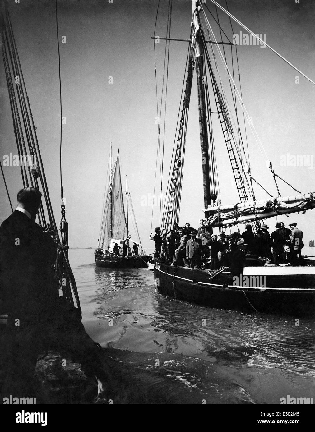 Whitstable dredge oyster hires stock photography and images Alamy