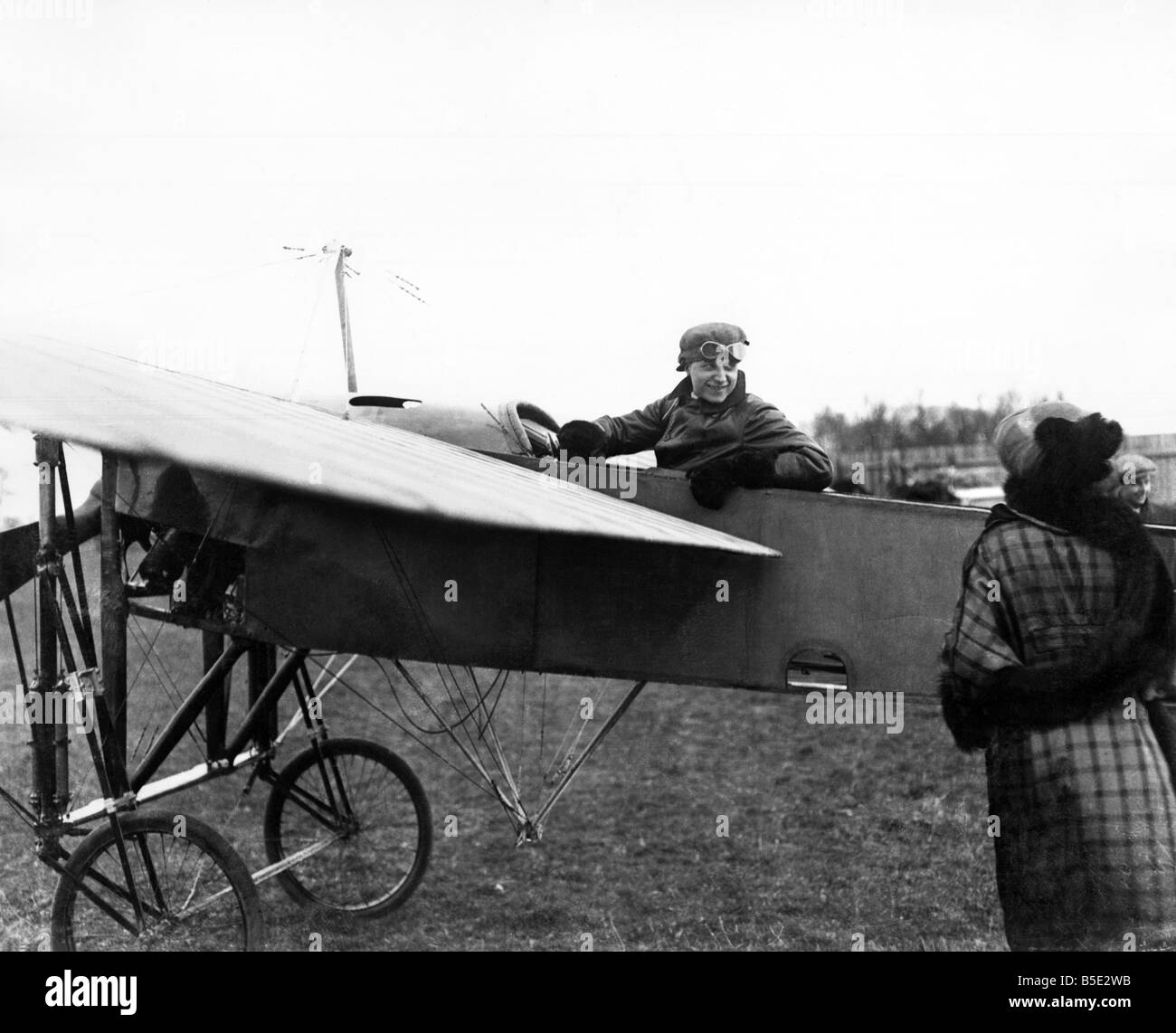 Pioneer British aviator Gustav Hamel pictured in a plane, circa 1913 ...