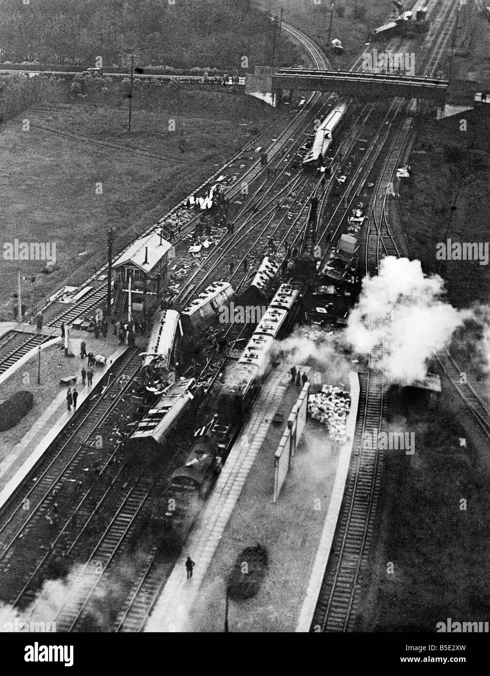 An aerial view showing the wreckage of the crashed train at Welwyn