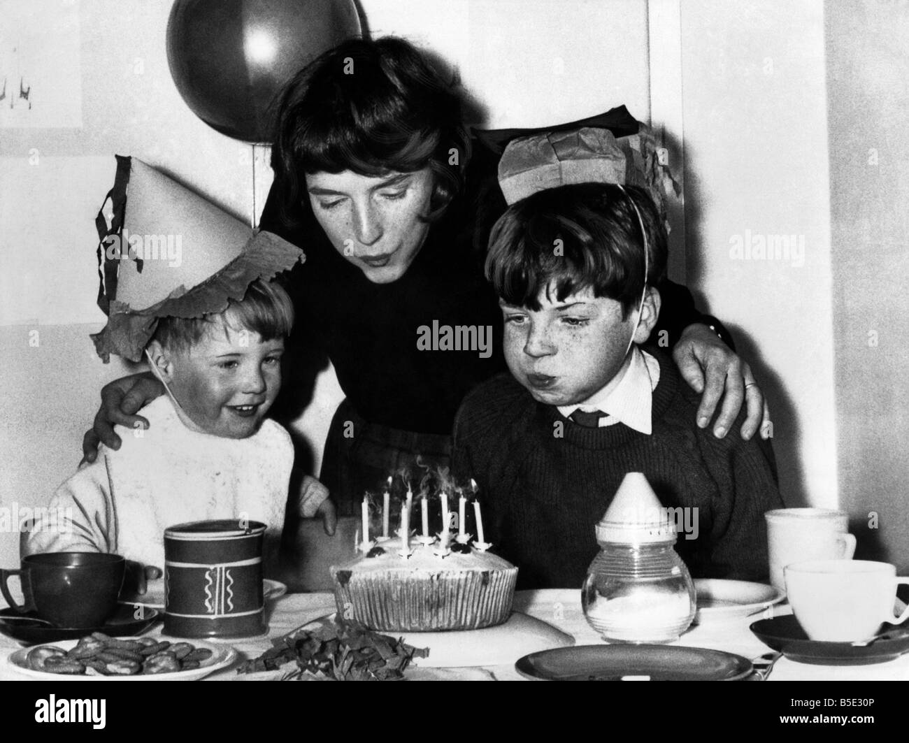Crime A6 Murder of Michael Gregsten. ;Picture taken at home of Mrs. Janet Gregston with her two sons Anthony 3 and Simon (9) 1961. Michael Gregston was murdered by James Hanratty 1962. Stock Photo