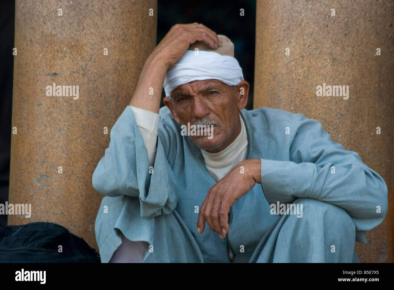 Egyptian old man hi-res stock photography and images - Alamy