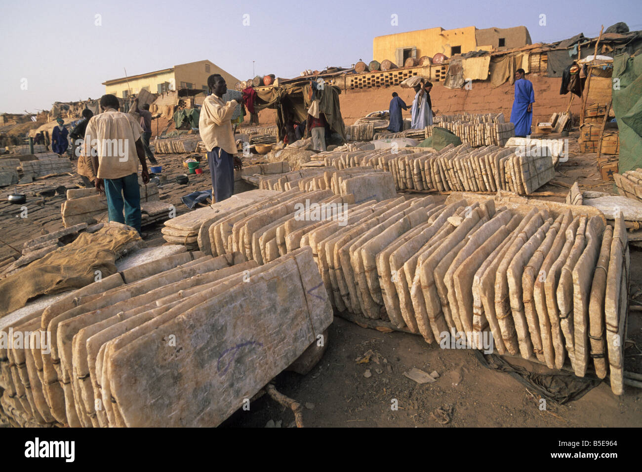 Elk150 1750 Mali Mopti salt slabs at salt market Stock Photo