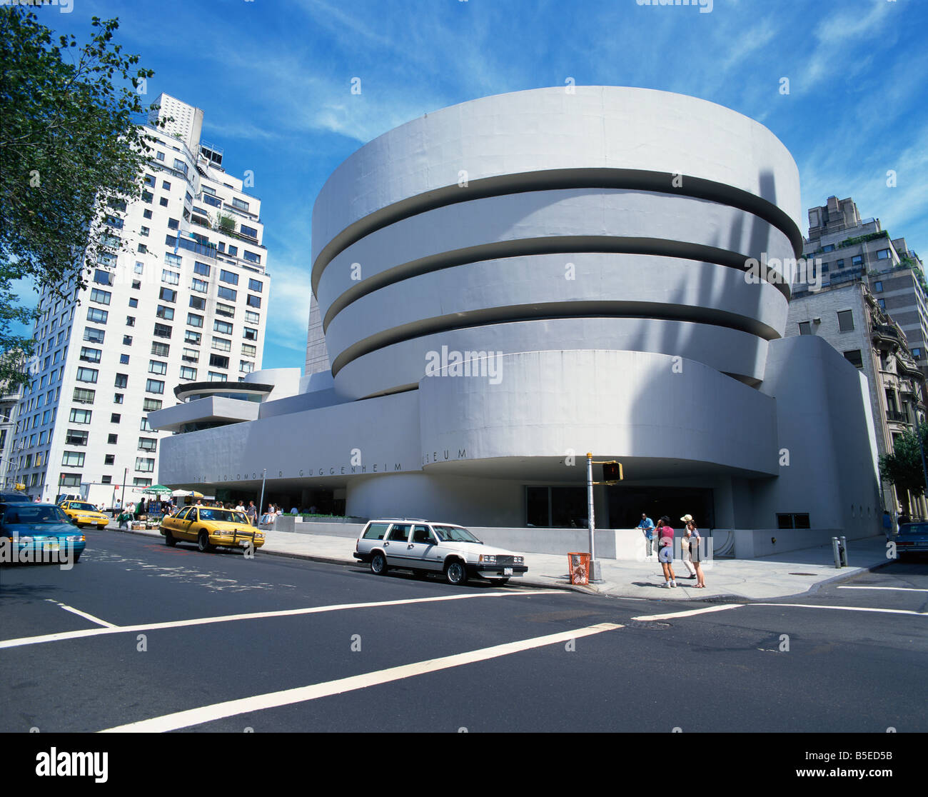 The Guggenheim Museum Manhattan New York City USA W Rawlings Stock Photo