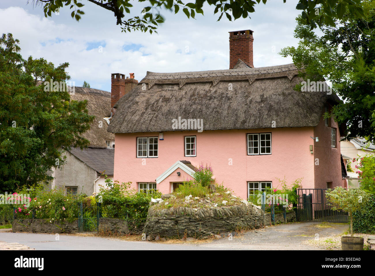 Picturesque thatched cottage in the village of Winsford, Exmoor National Park Somerset England Stock Photo