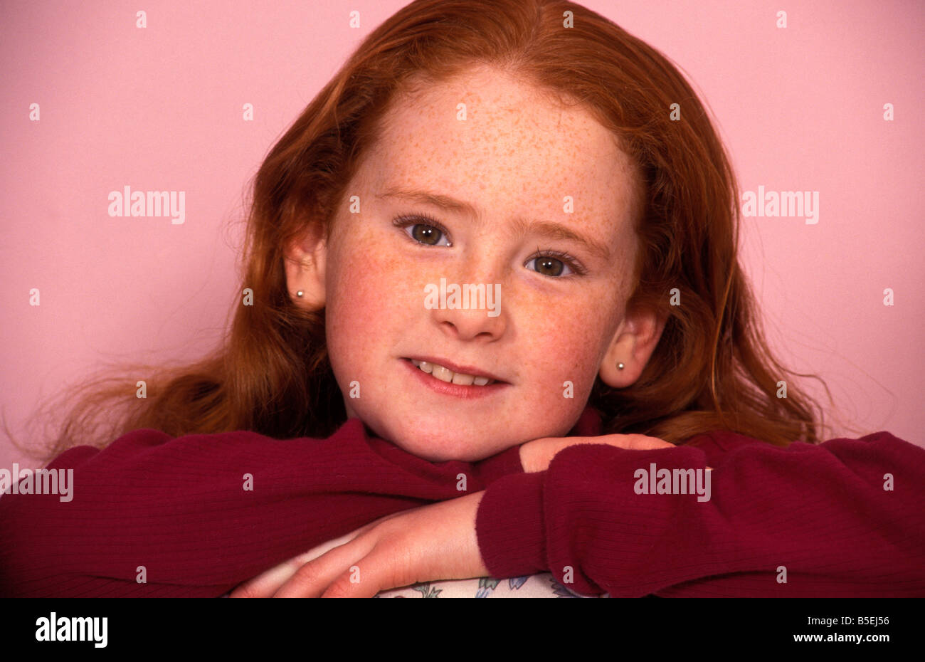 portrait young girl with long red hair Stock Photo - Alamy