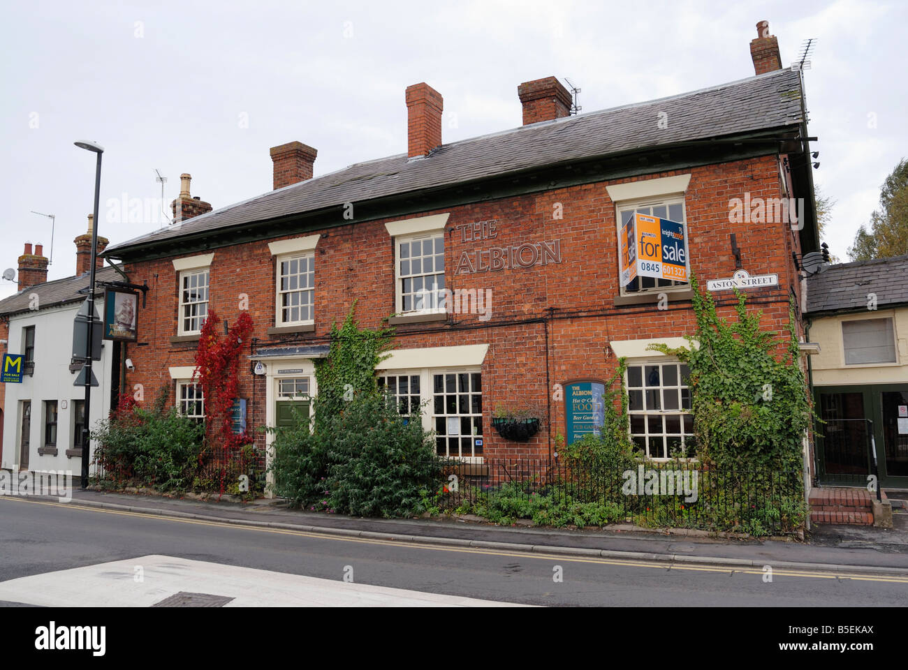 The Albion public house in Wem Shropshire closed. See image AY08DG Stock Photo