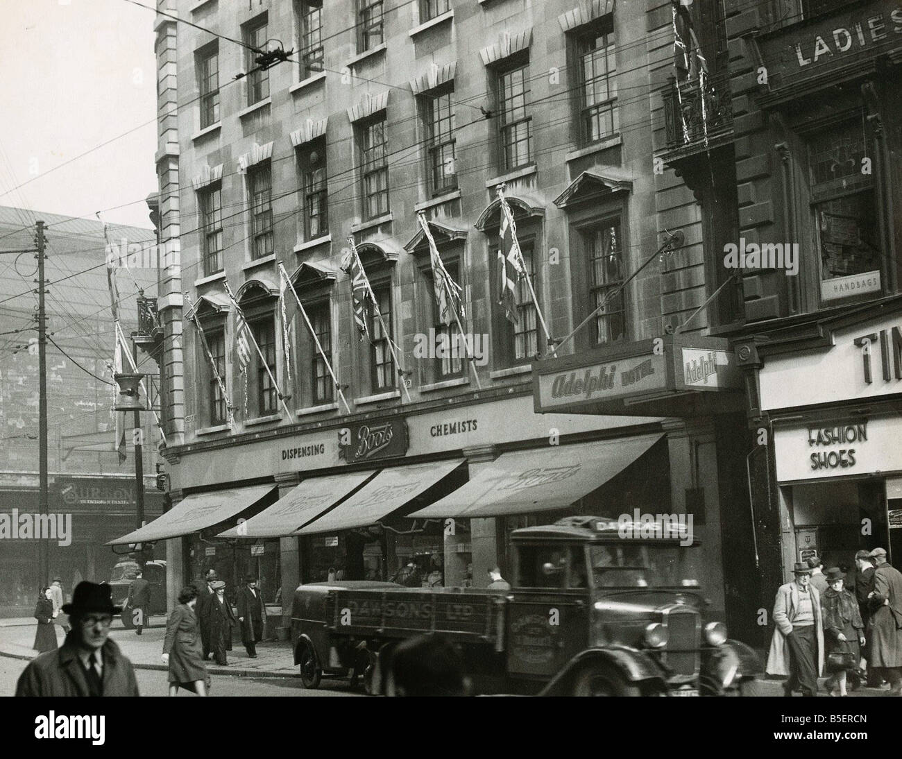 Argyle Street Glasgow April 1948 Boots chemists flags Stock Photo Alamy