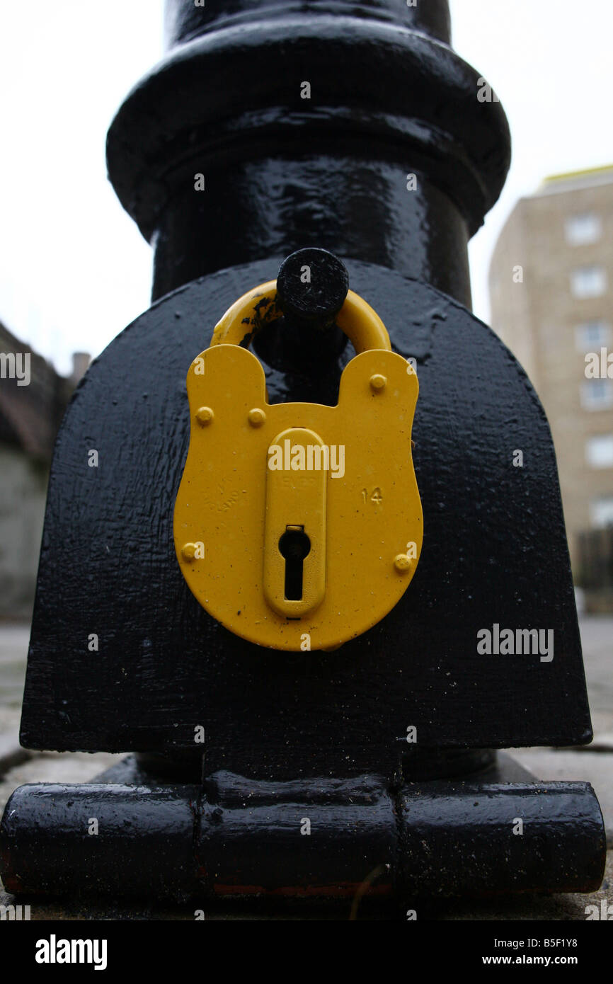 Yellow Padlock Photo pixstory / Alamy Stock Photo Alamy