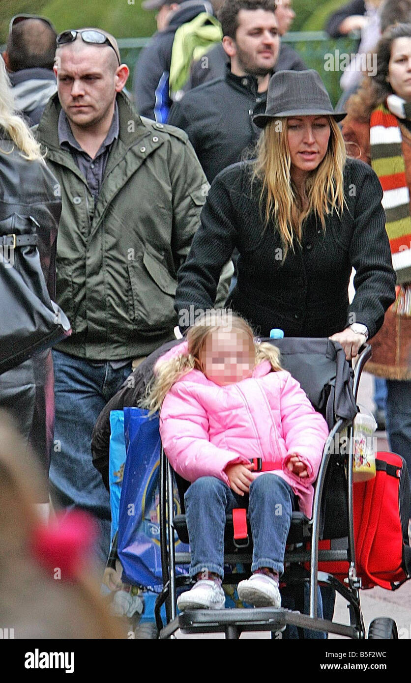 Exclusive Pictures Heather Mills takes daughter Beatrice on a three day ...