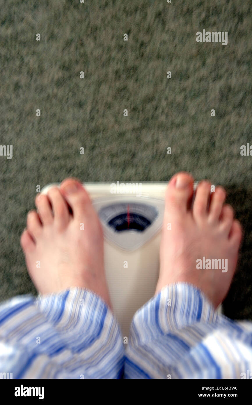 Feet closeup scale not digital hi-res stock photography and images - Alamy