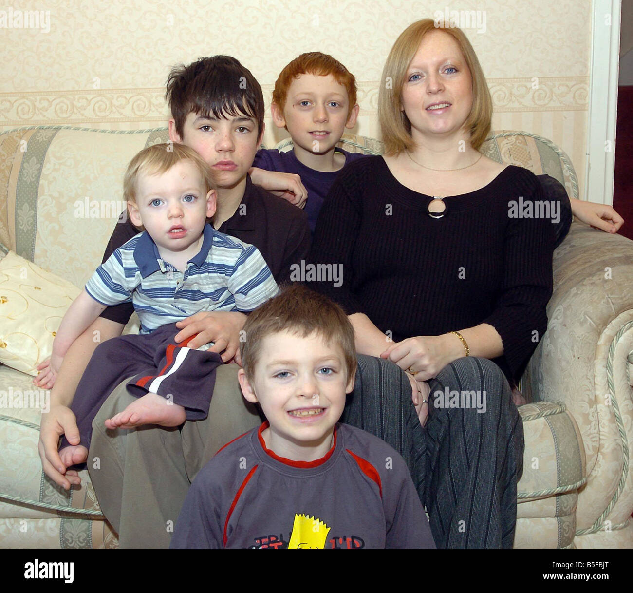 Picture Derek Blair Mum Lindsey Little With Kids Daniel 15 Black