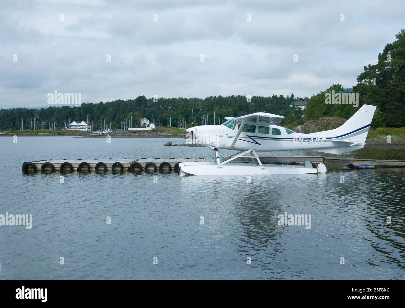White Cessna 206 Stationair moored at Holtekilen a part of the Oslofjord near Oslo Stock Photo