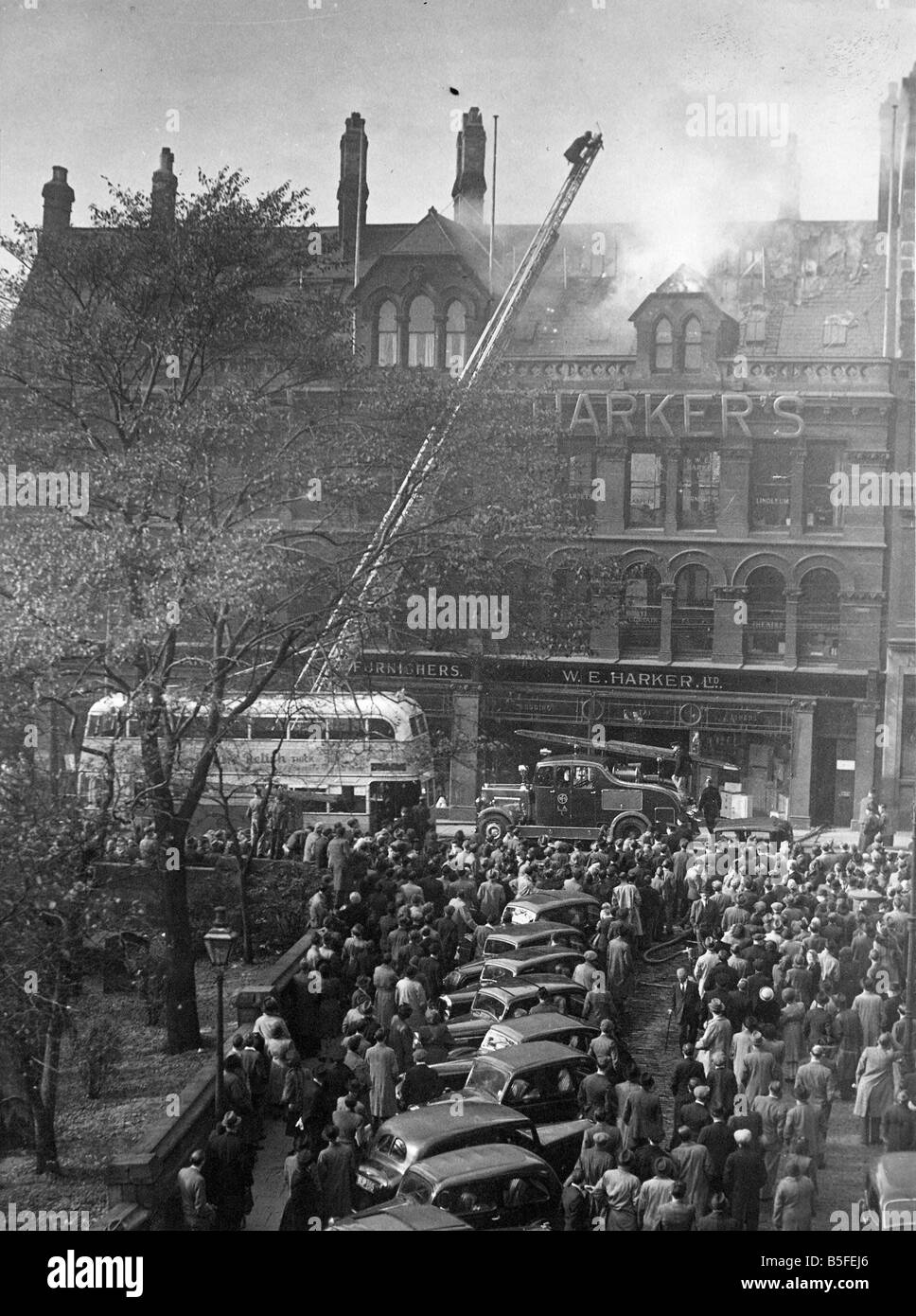 new castle furniture on Crowds Of Spectators Watch The Fire At W E Harkers Furniture Shop In Stock Photo Alamy