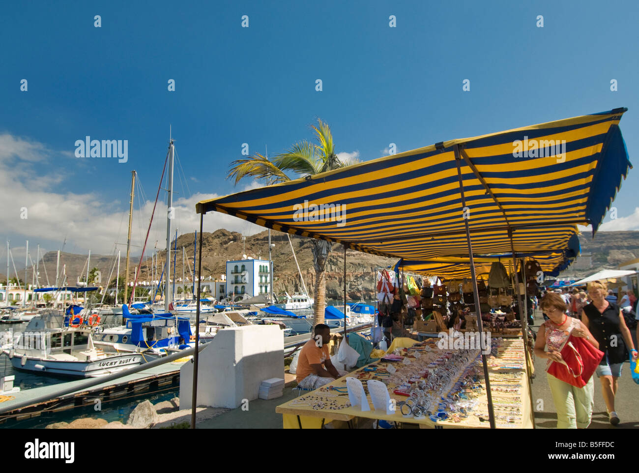MARKET Gran Canaria Puerto de Mogan popular friday open air general market  at luxury marina resort Gran Canaria Canary Islands Stock Photo - Alamy