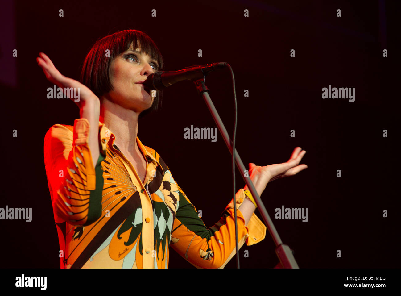 Swing out sister hi-res stock photography and images - Alamy